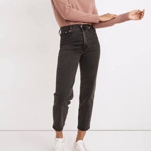 The Perfect Vintage Crop Jean in Black